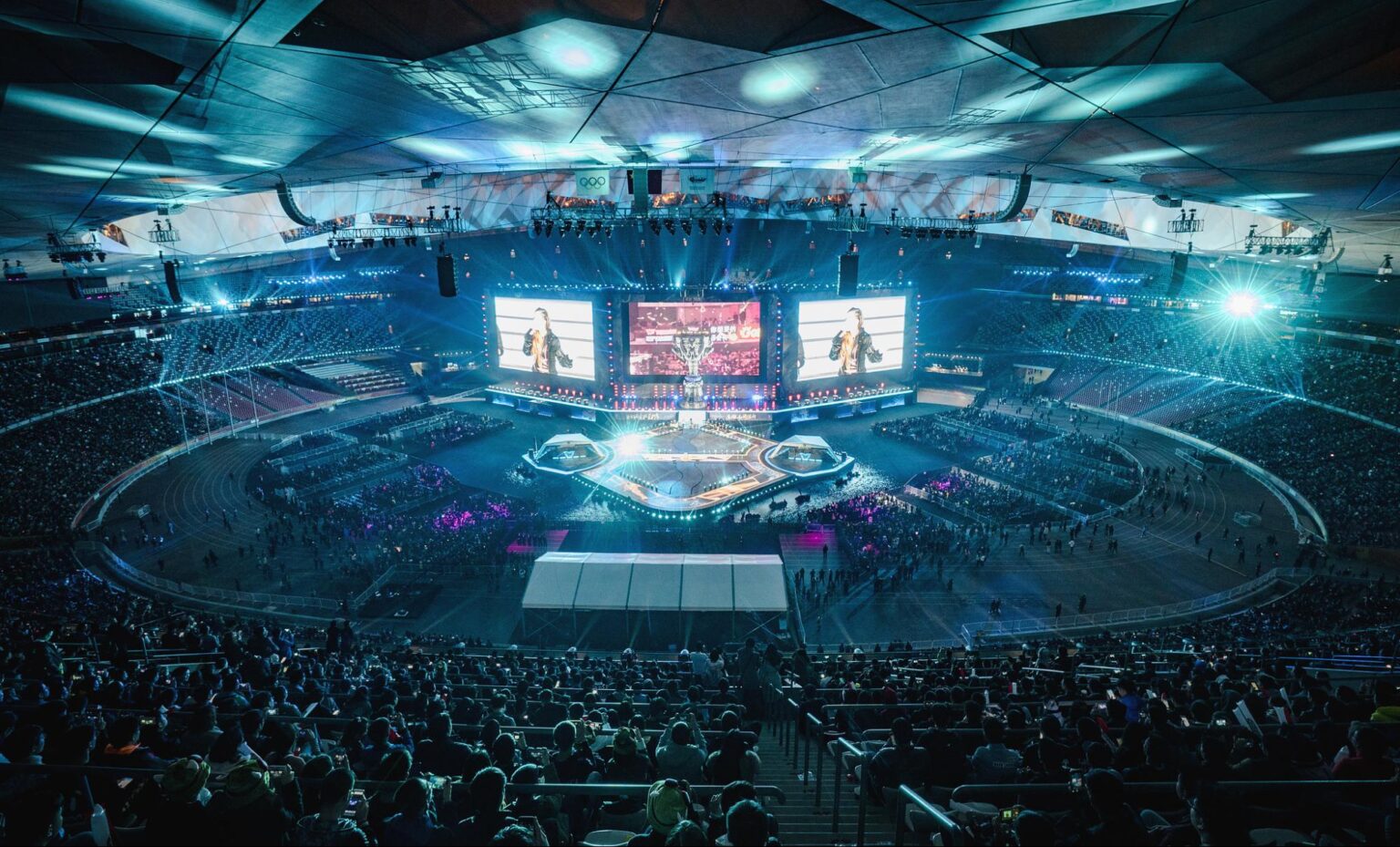 un'arena per esport